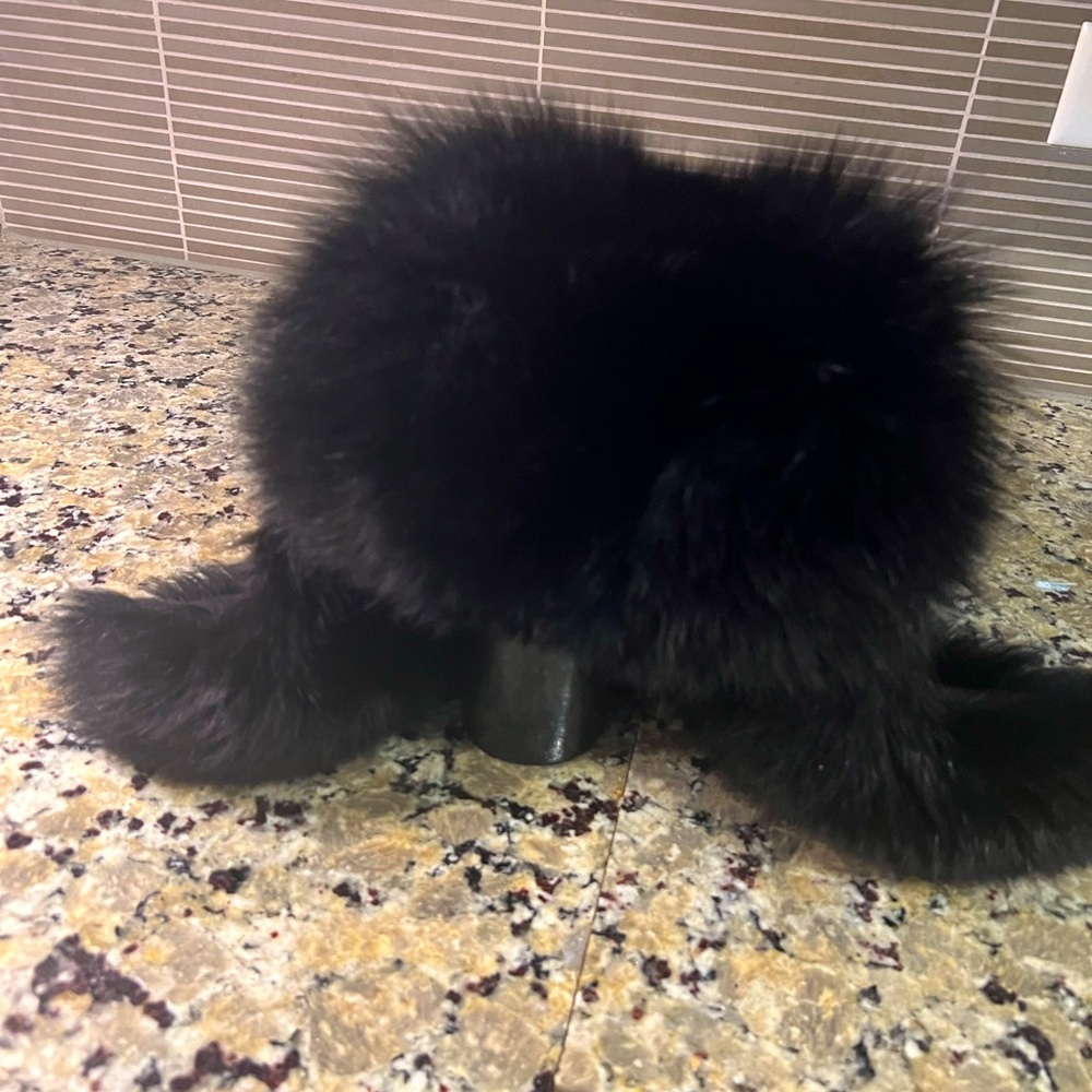 Paul leinburd by crown cap fox fur black trapper hat 100%Authentic preowned